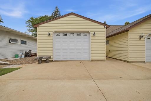 2000 9th Street SW, Austin, MN 55912