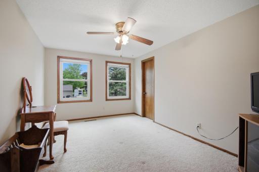 2000 9th Street SW, Austin, MN 55912
