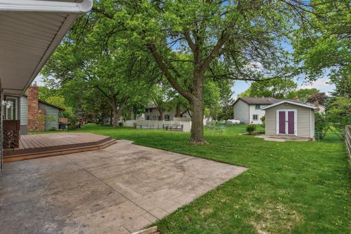 Large area for entertaining with deck/patio
