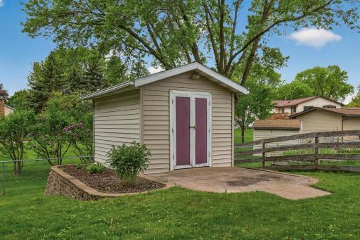 14735 91st Place N, Maple Grove, MN 55369