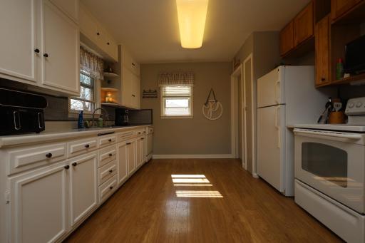 15 2nd Street SE, Hillsboro, ND 58045