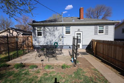 15 2nd Street SE, Hillsboro, ND 58045