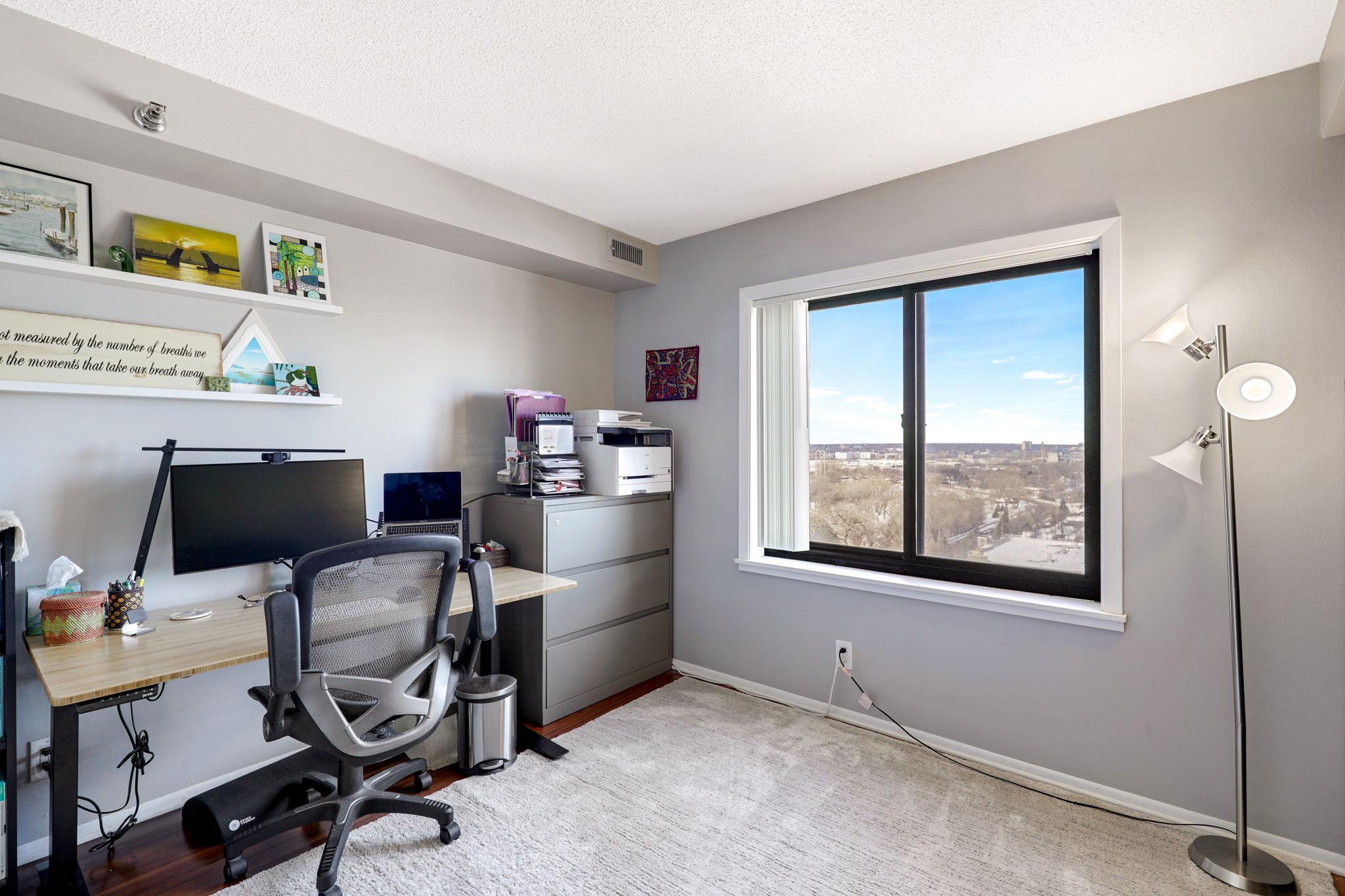 28-web-or-mls-110 1st Ave NE F1601, Minneapolis-28.jpg