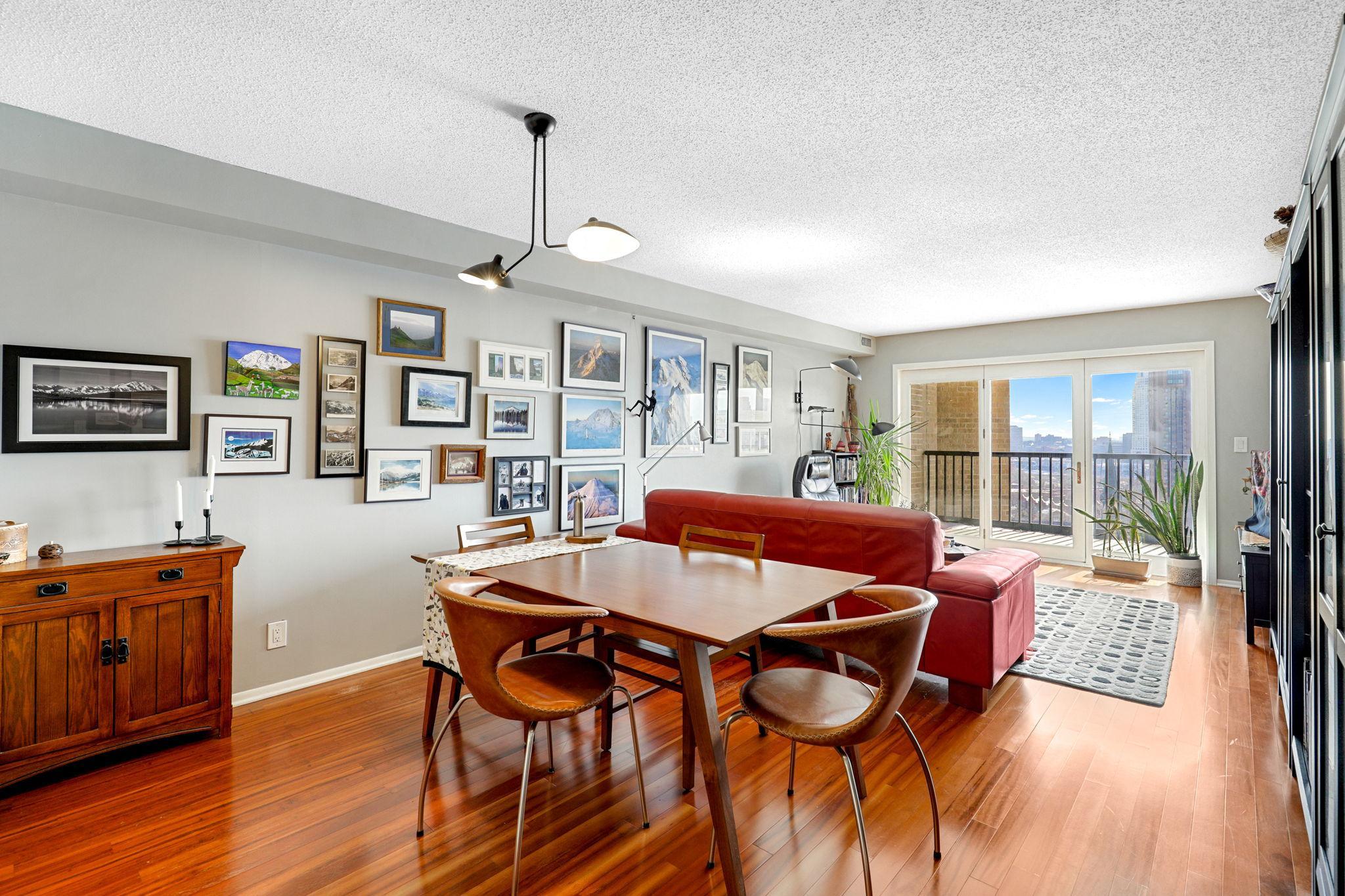 3-web-or-mls-110 1st Ave NE F1601, Minneapolis-3.jpg