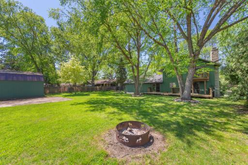 421 10th Avenue SE, Faribault, MN 55021