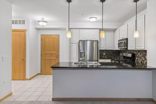 350 Main Street N, 252, Stillwater, MN 55082