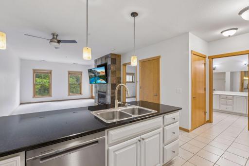 350 Main Street N, 252, Stillwater, MN 55082