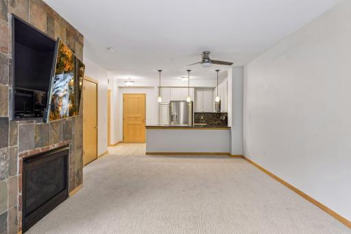 350 Main Street N, 252, Stillwater, MN 55082