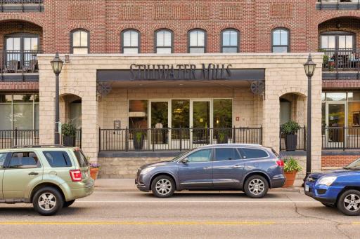 350 Main Street N, 252, Stillwater, MN 55082