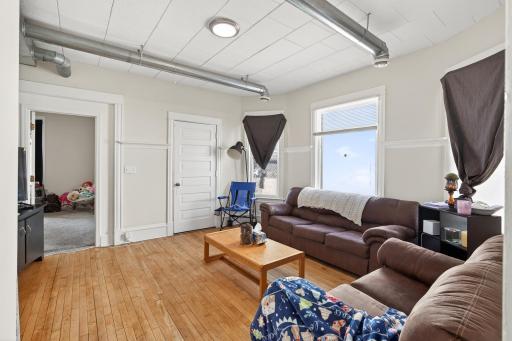 675 Lowry Avenue NE, Minneapolis, MN 55418