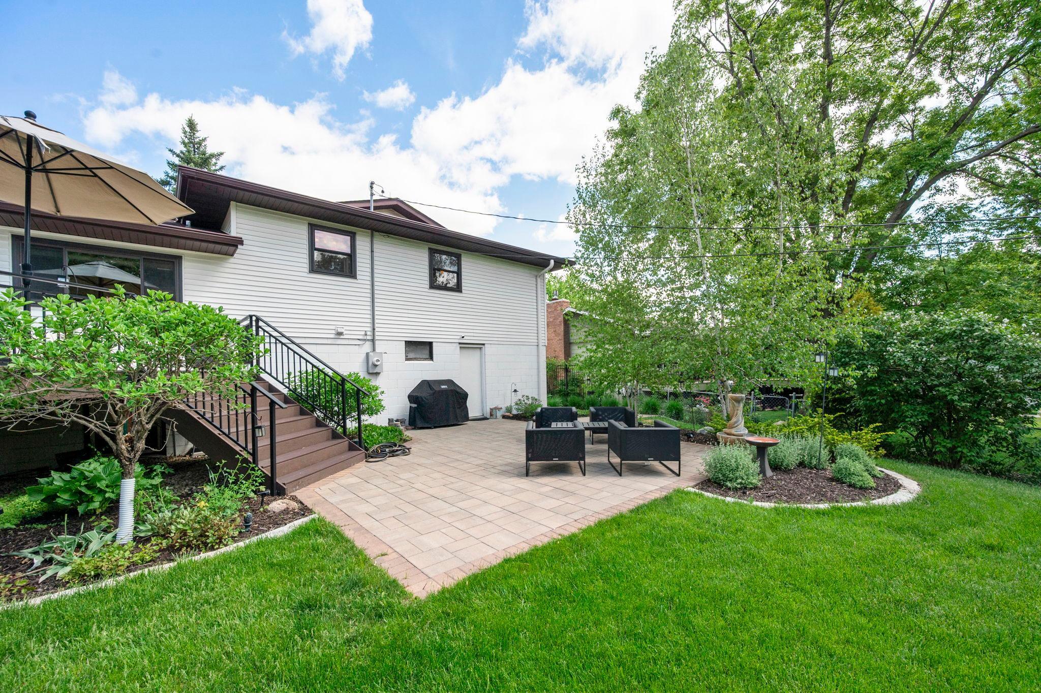 78-web-or-mls-9117 34 12 Ave N-281.jpg
