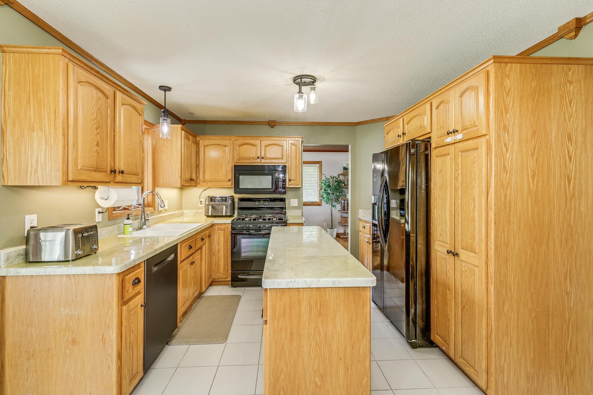 Machmeier kitchen 2.jpg