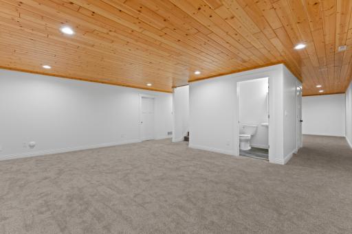 1016 Fox Knoll Drive SW, Rochester, MN 55902