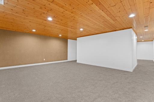 1016 Fox Knoll Drive SW, Rochester, MN 55902