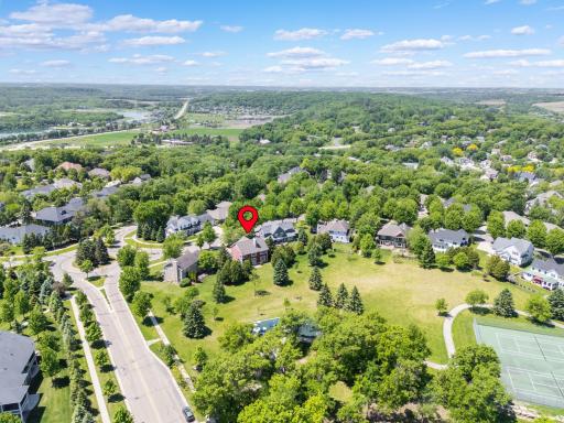 1016 Fox Knoll Drive SW, Rochester, MN 55902