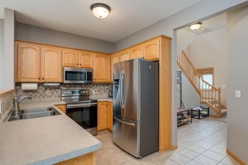 2142 Willow Trail, North Mankato, MN 56003