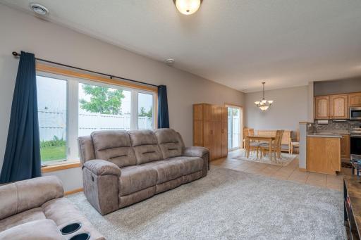2142 Willow Trail, North Mankato, MN 56003