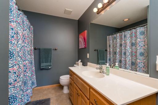 2142 Willow Trail, North Mankato, MN 56003