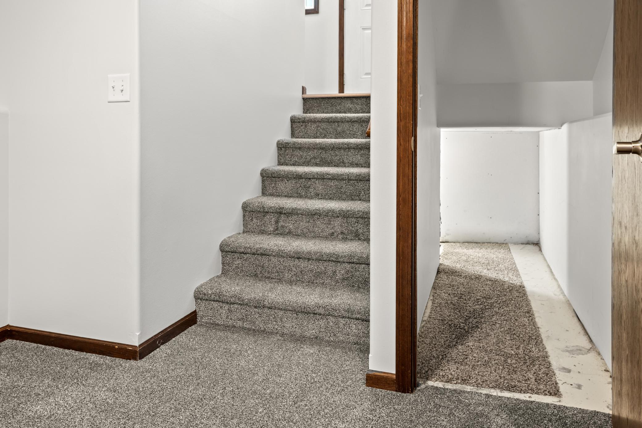 Stairs/Storage