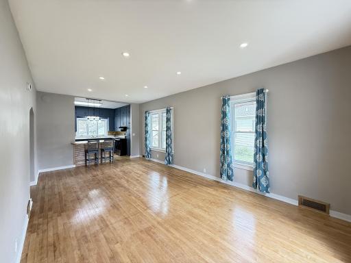 246 E Rooney Avenue, Appleton, MN 56208