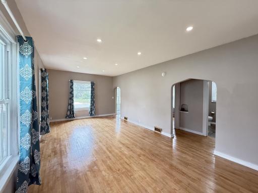 246 E Rooney Avenue, Appleton, MN 56208
