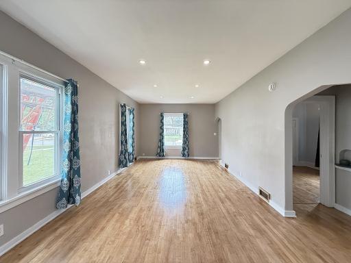 246 E Rooney Avenue, Appleton, MN 56208