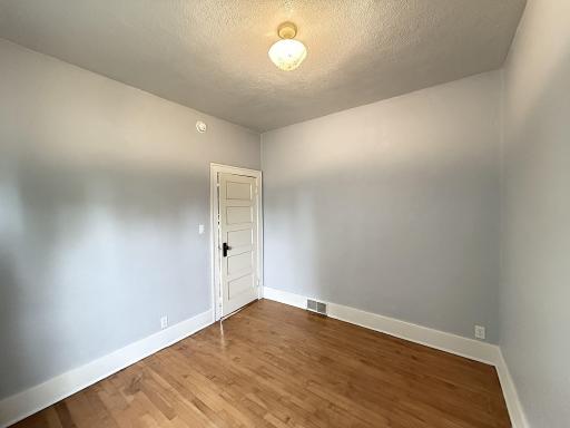 246 E Rooney Avenue, Appleton, MN 56208