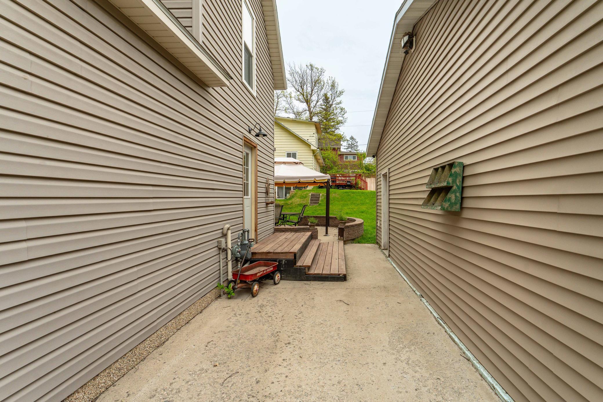 200 5th Ave SE PR