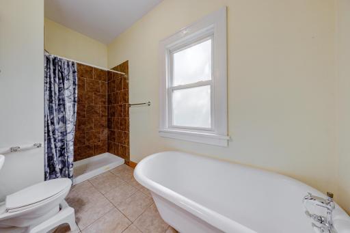 3229 Hennepin Avenue S, Minneapolis, MN 55408