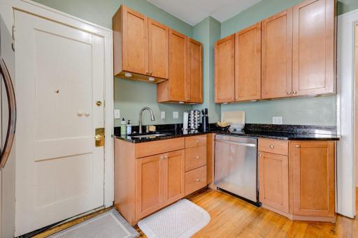 3229 Hennepin Avenue S, Minneapolis, MN 55408