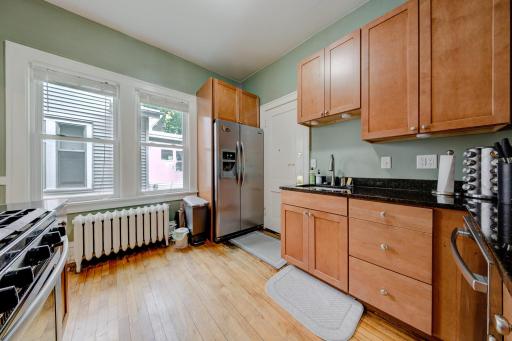 3229 Hennepin Avenue S, Minneapolis, MN 55408