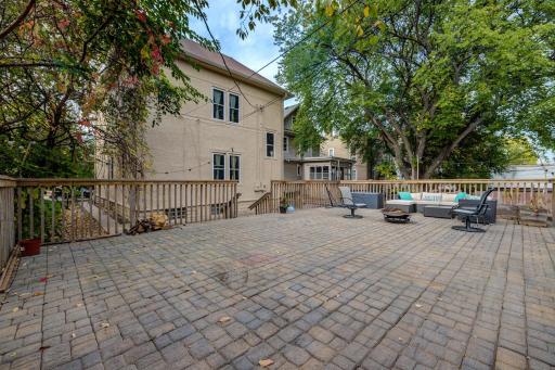 3229 Hennepin Avenue S, Minneapolis, MN 55408