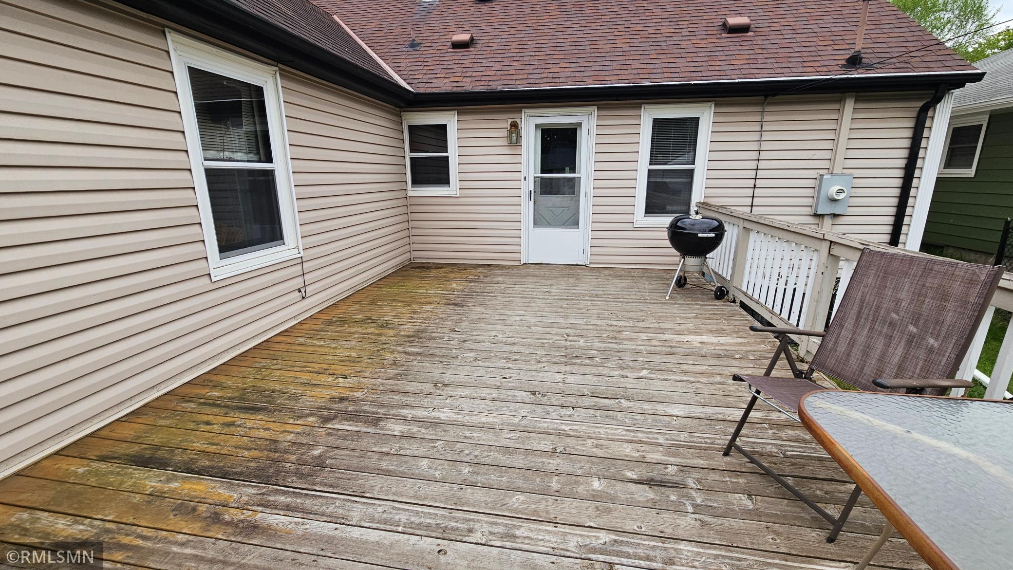 Deck