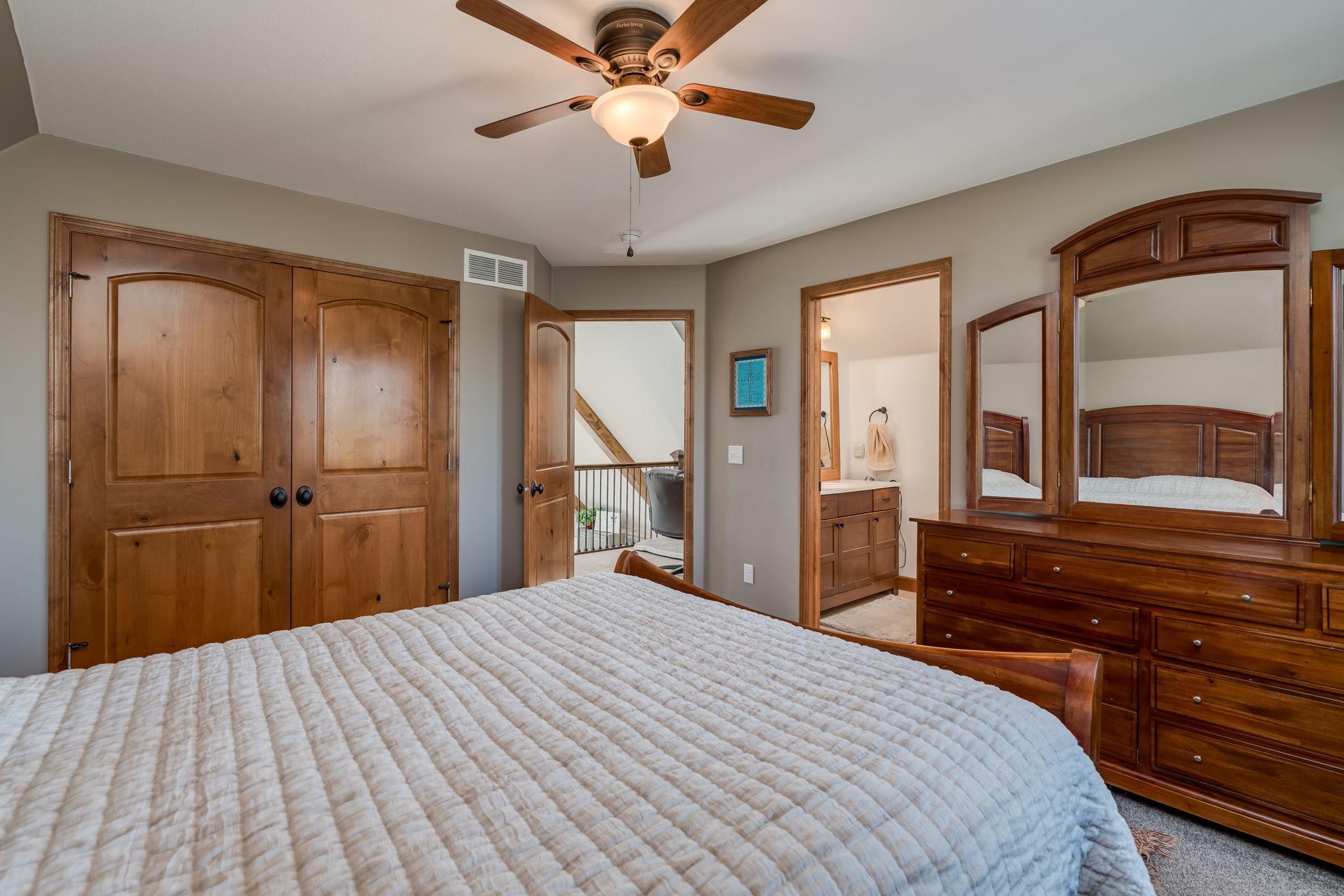 48-web-or-mls-1120-park-rd.jpg