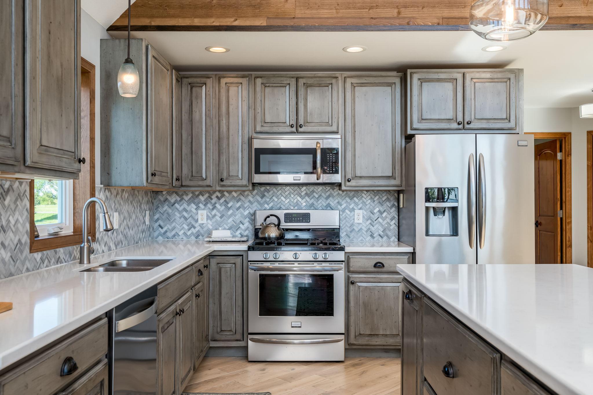 21-web-or-mls-1120-park-rd.jpg