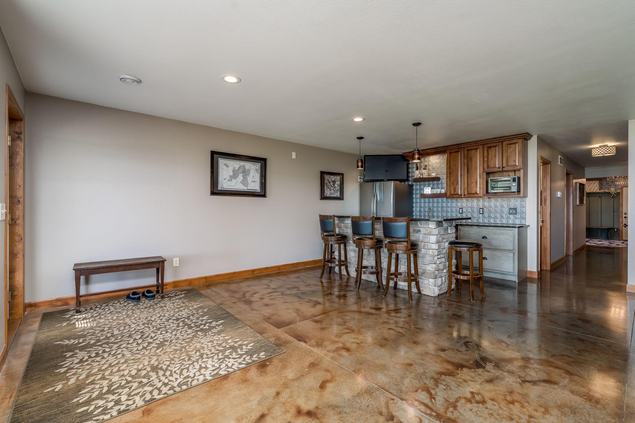 37-web-or-mls-1120-park-rd.jpg