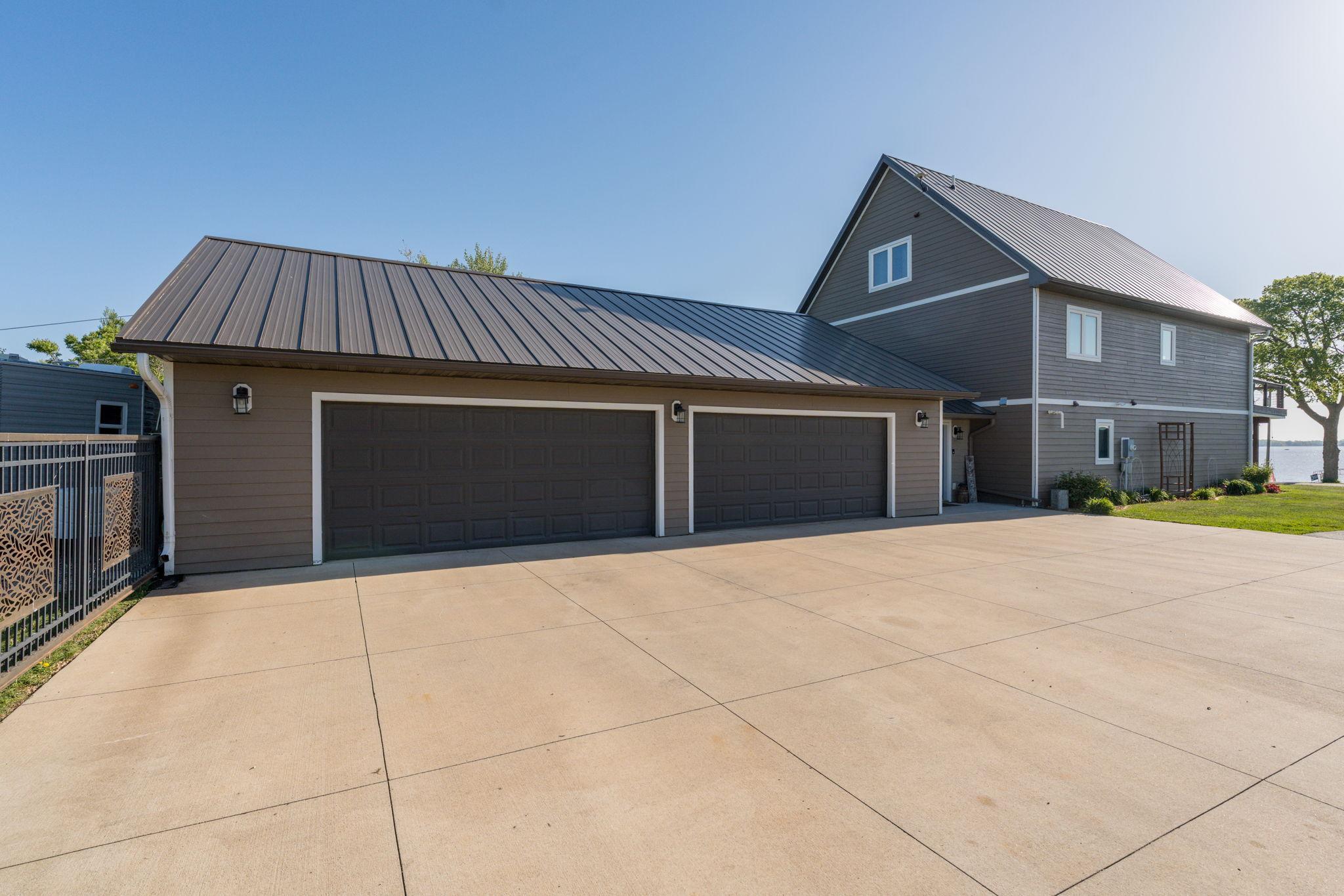52-web-or-mls-1120-park-rd.jpg