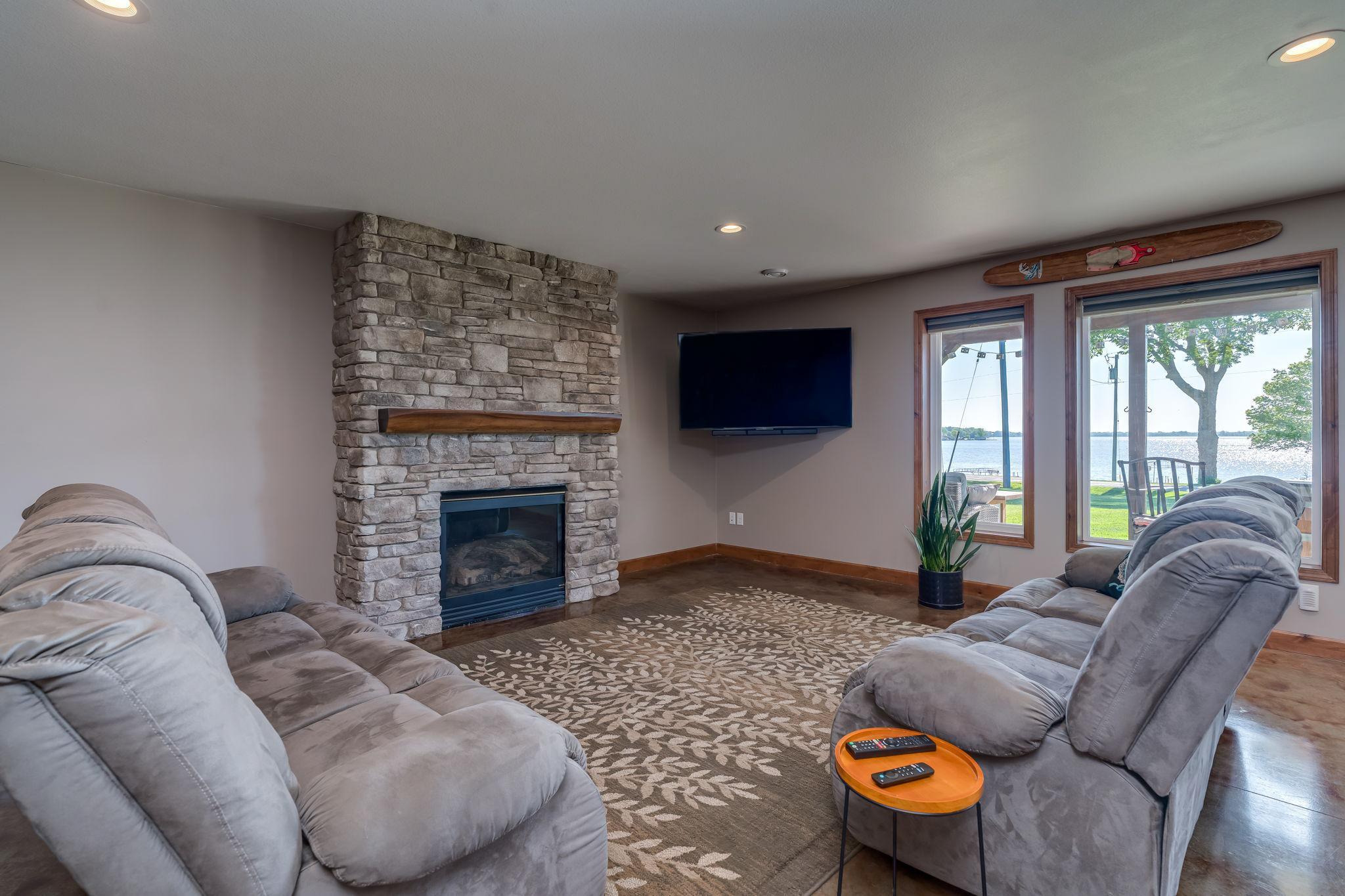34-web-or-mls-1120-park-rd.jpg