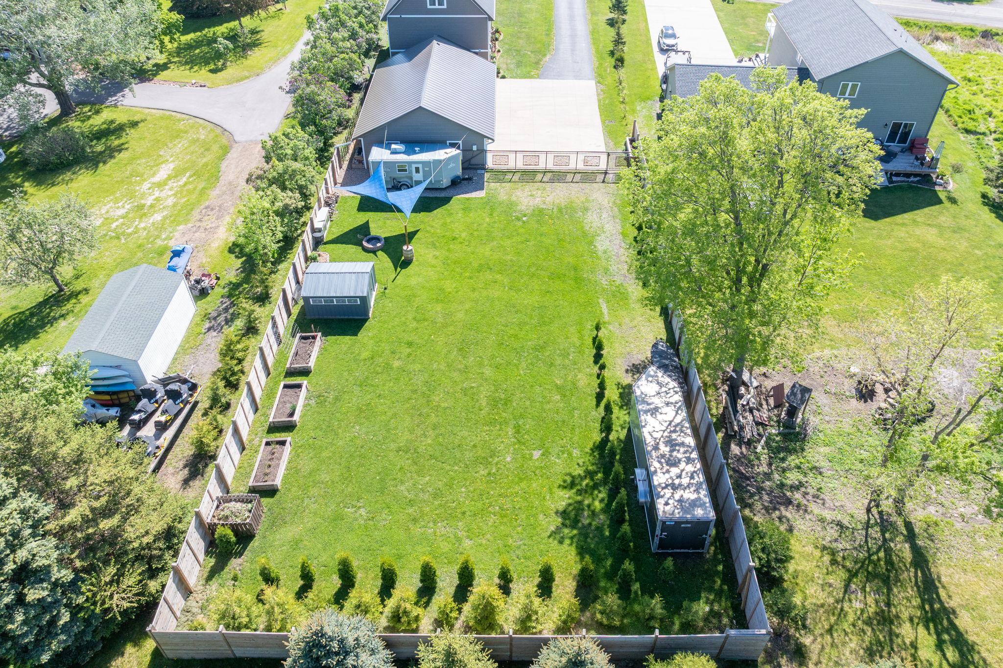 70-web-or-mls-1120-park-rd.jpg