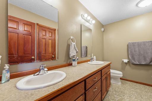 1540 Greenleaf Road, Owatonna, MN 55060