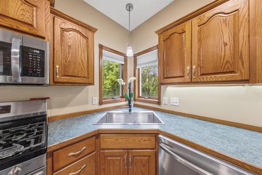 1540 Greenleaf Road, Owatonna, MN 55060