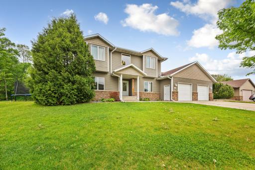 1540 Greenleaf Road, Owatonna, MN 55060
