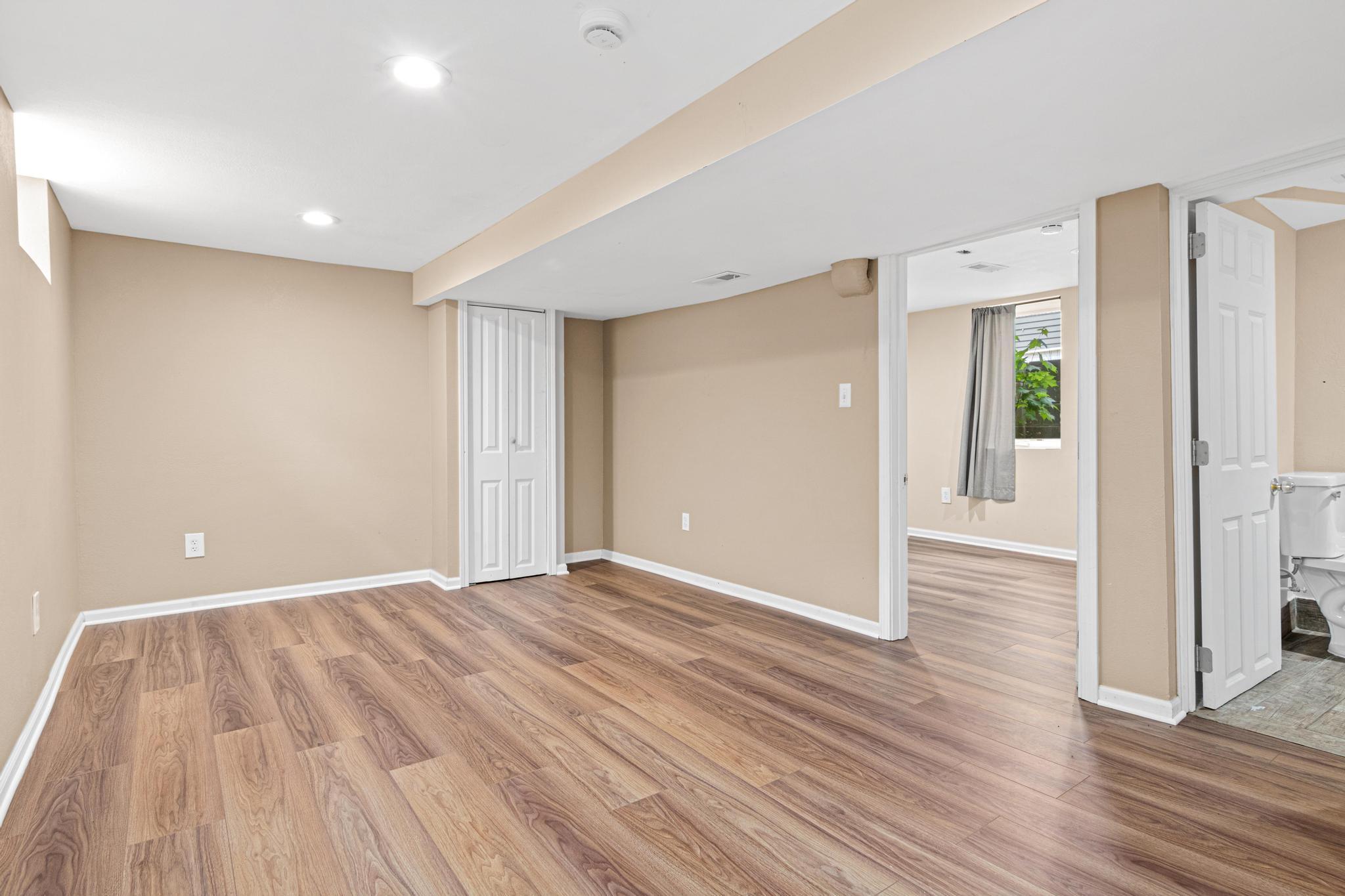 2411 NE Madison St, Minneapolis, MN-17.jpg