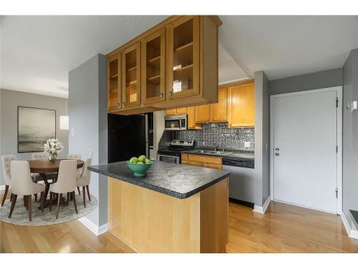 This photo has been virtually staged to display the livability.