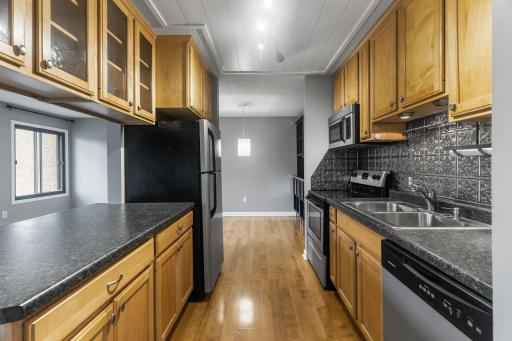4110 Rahn Road, 223, Saint Paul, MN 55122