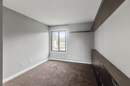4110 Rahn Road, 223, Saint Paul, MN 55122