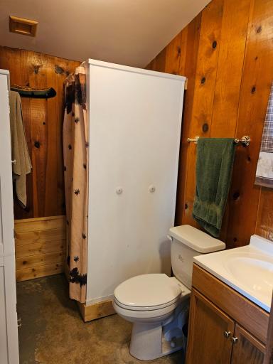 44698 Bittners Point Road, Bovey, MN 55709