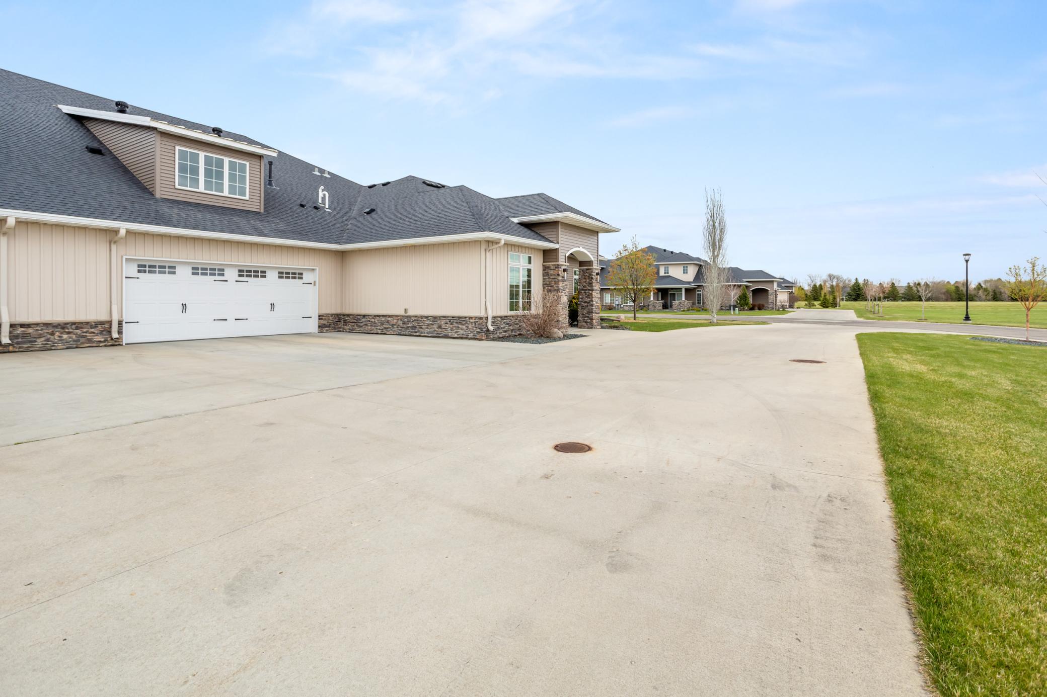 5010 Prosperity Way S Fargo