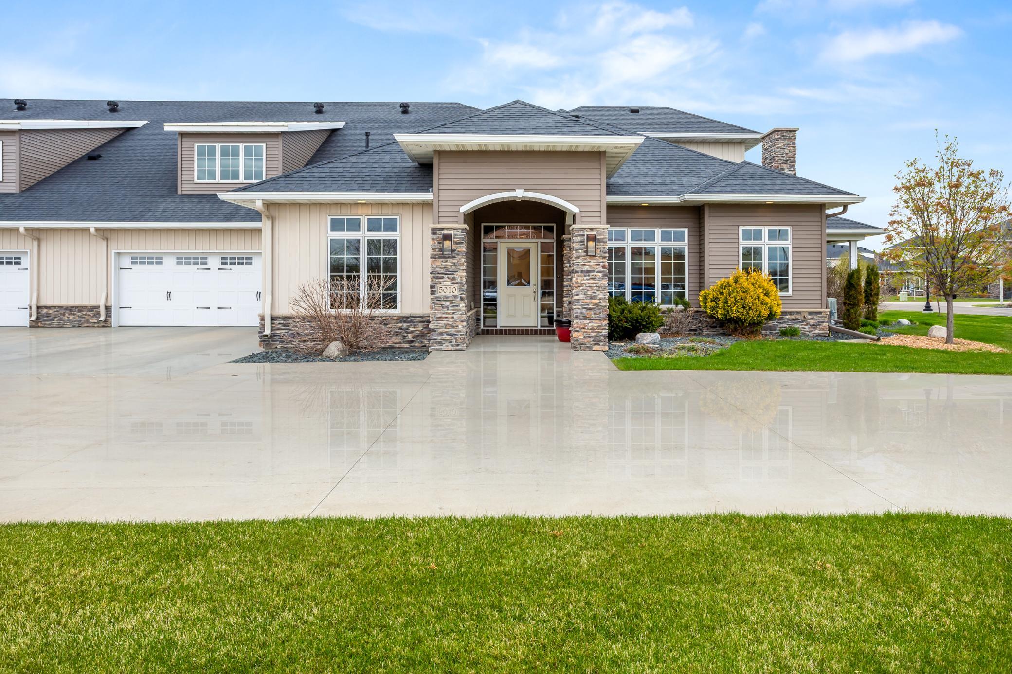 5010 Prosperity Way S Fargo