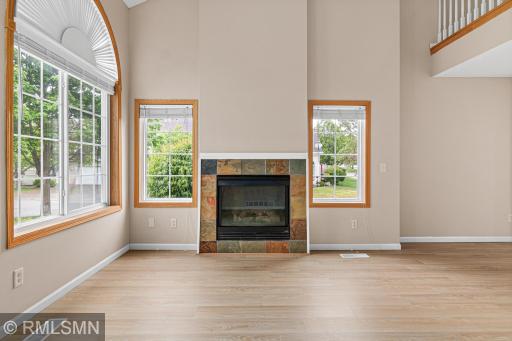 1900 Hawthorne Point, Hudson, WI 54016
